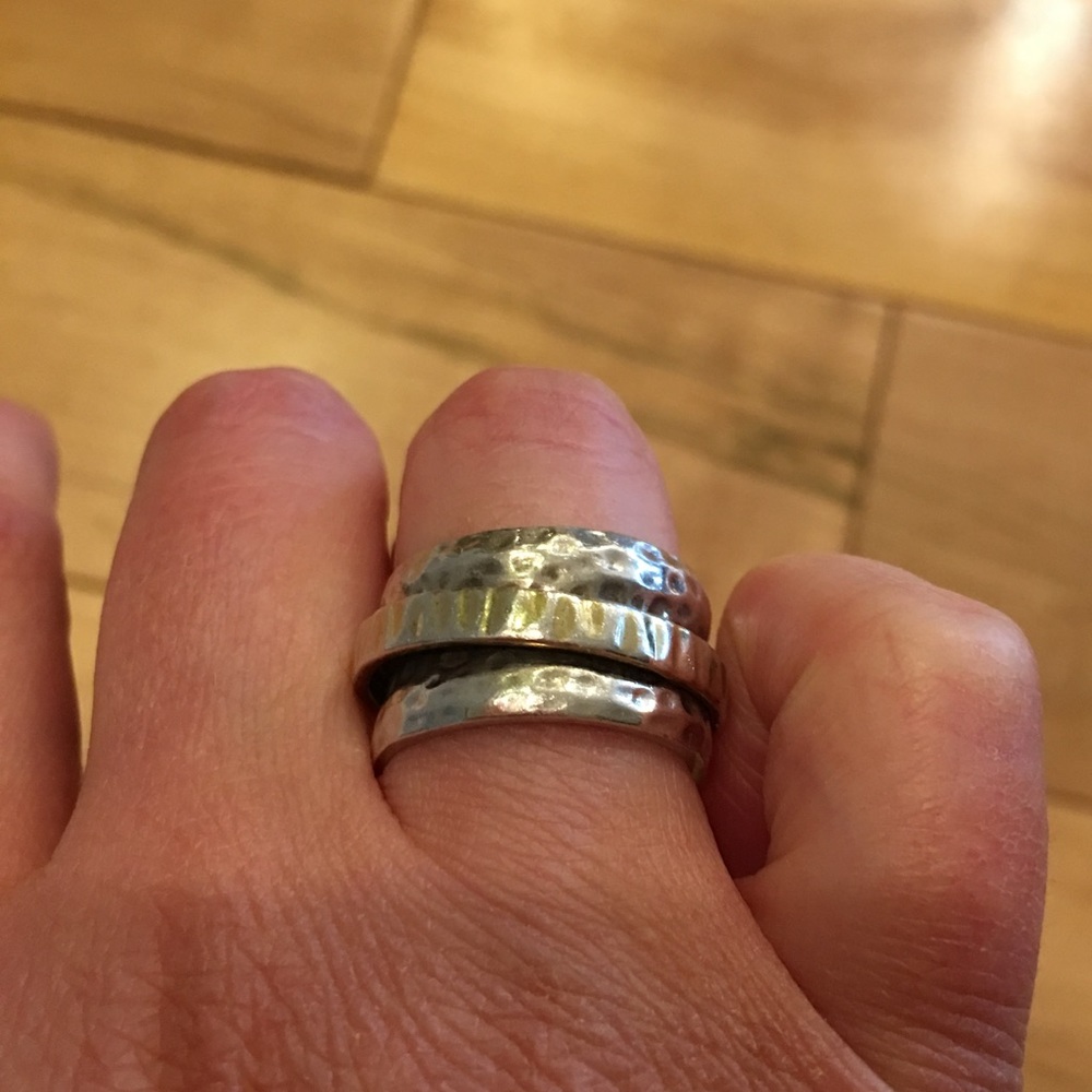 Silpada RETIRED Wide Band Spinner Band Ring Sz 6 - Picture 2 of 4
